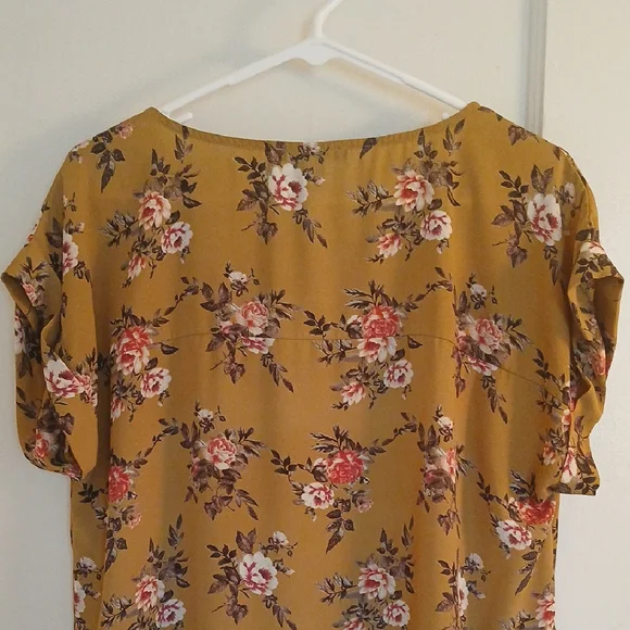 Forever 21 Floral Mustard Blouse - Picture 6 of 8